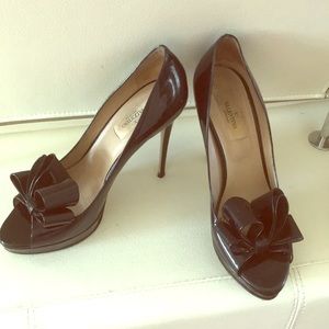Valentino patent leather peep toe platform 8.5